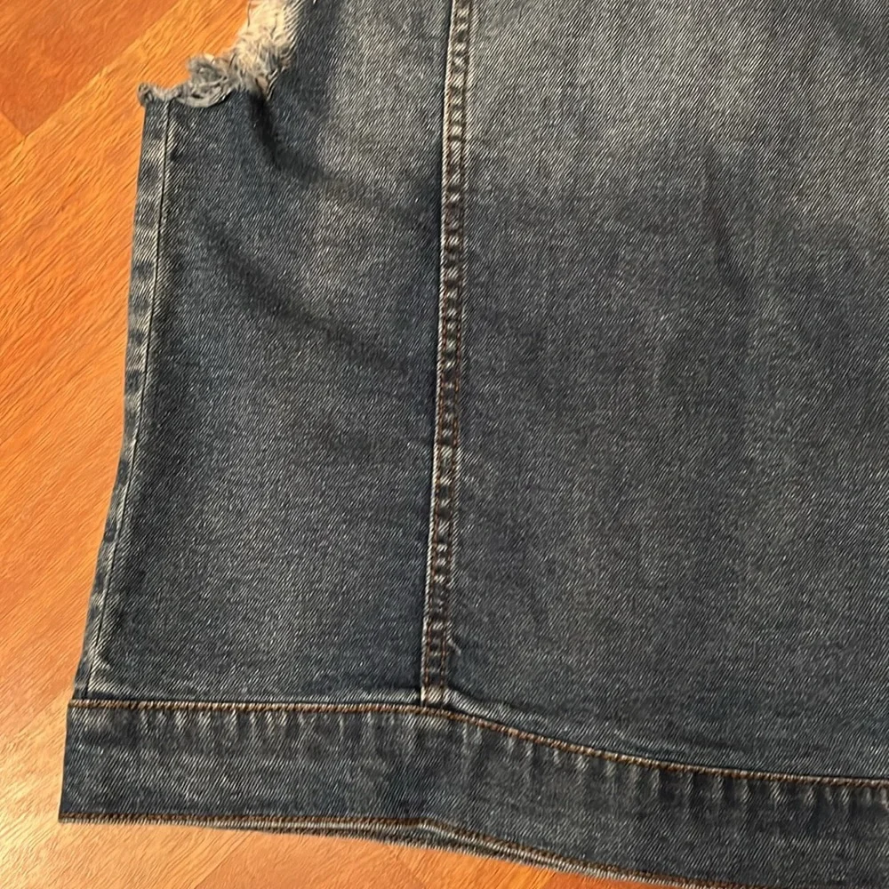 New Wild Fable distressed denim vest - Picture 13 of 16